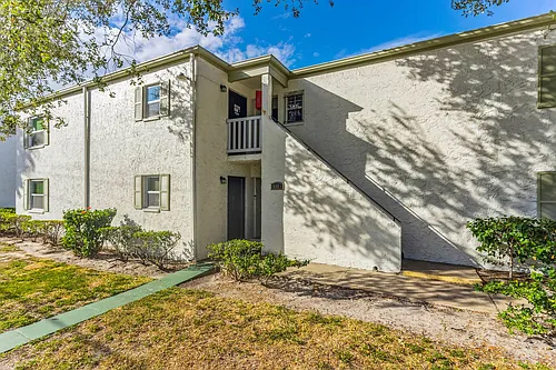 4609 W North B St #111 Photo 1