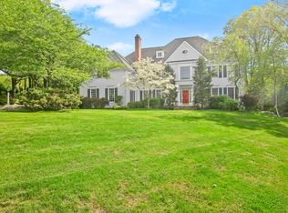 44 Twin Pond Ln, New Canaan, CT 06840