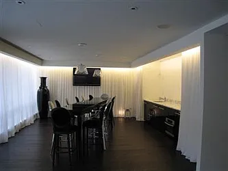 Rented by R New York