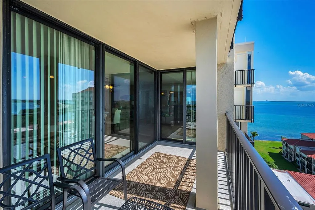 2 bed, 2.0 bath, 1150 sqft, $2,595 — Photo 3