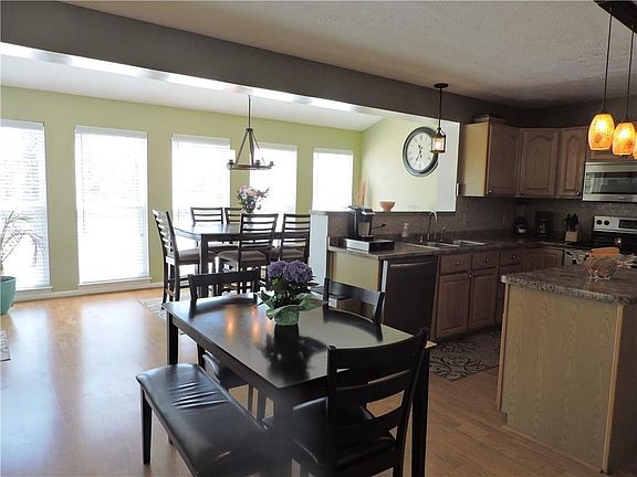 5th image of 1367 Fairway 5 Cir