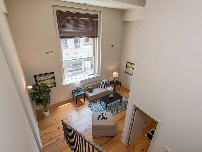 1200 Walnut St — Photo 25