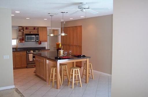 2nd image of 603 Madonna Blvd