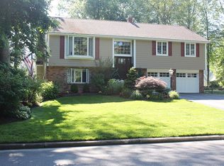 357 Elizabeth Ave, Ramsey, NJ 07446