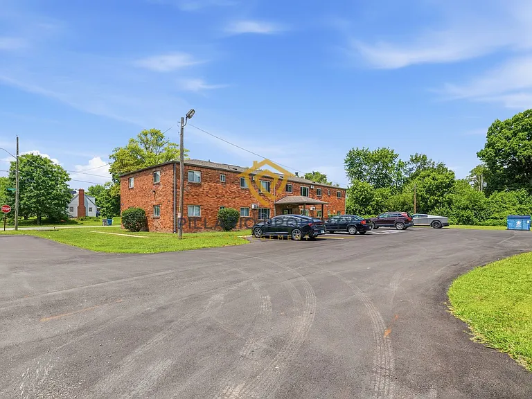 2345 Perkins Ave — Photo 9