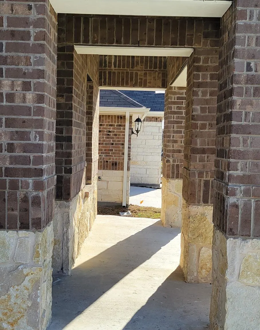 4 bed, 2651 sqft, $3,000 — Photo 4