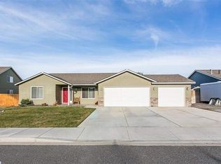 5202 Reagan Way, Pasco, WA 99301
