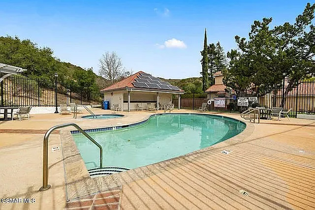 6916 Pala Mesa Dr — Photo 22