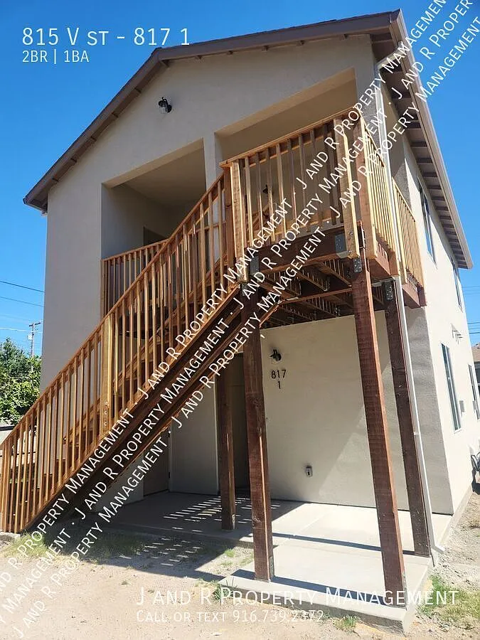 2 bed in Southside Park — Photo 2