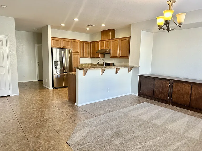 8350 S Pioneer Way — Photo 11