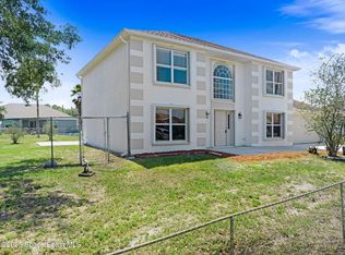 556 Haleybury St SW, Palm Bay, FL 32908