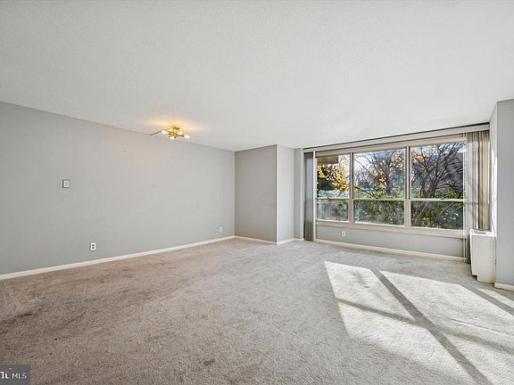 5th image of 1001 City Ave #W-106