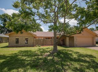 310 Eastview Dr, Biloxi, MS 39531