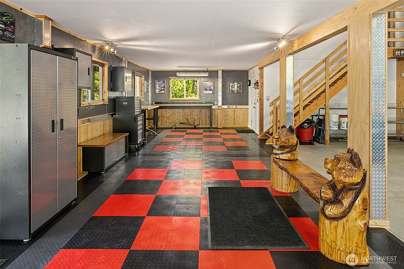 2nd image of 1321 Hazelnut Lane