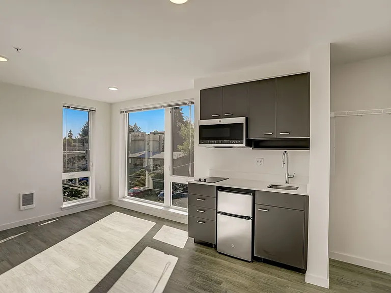 Lake City Lofts — Photo 52