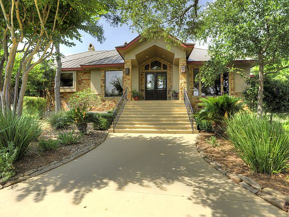 2nd image of 113 Dove Mountain Dr