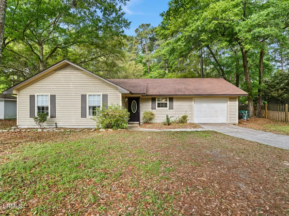 21 Robin Way, Beaufort, SC 29907