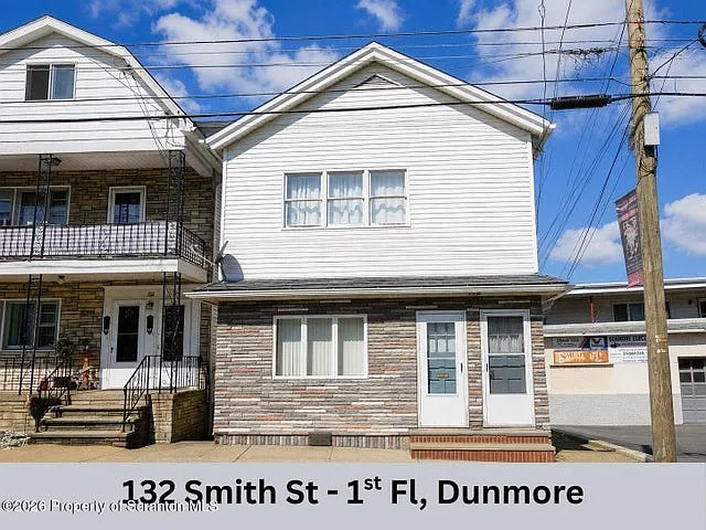 132 Smith 11st Fl