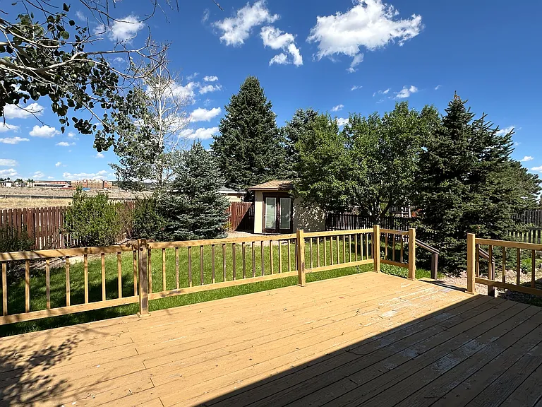 17055 Mountain Lake Dr — Photo 30