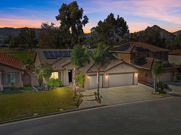 3rd image of 219 Caldera Ln
