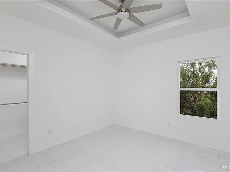 1910 Sunset Dr — Photo 17