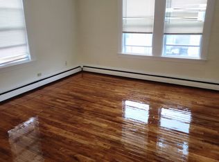 71 Washington St APT 1, Augusta, ME 04330
