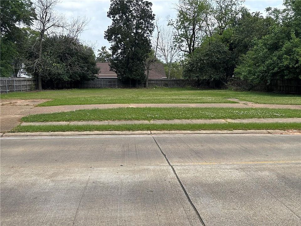 1st image of 215 Heyman Ln Lot 89