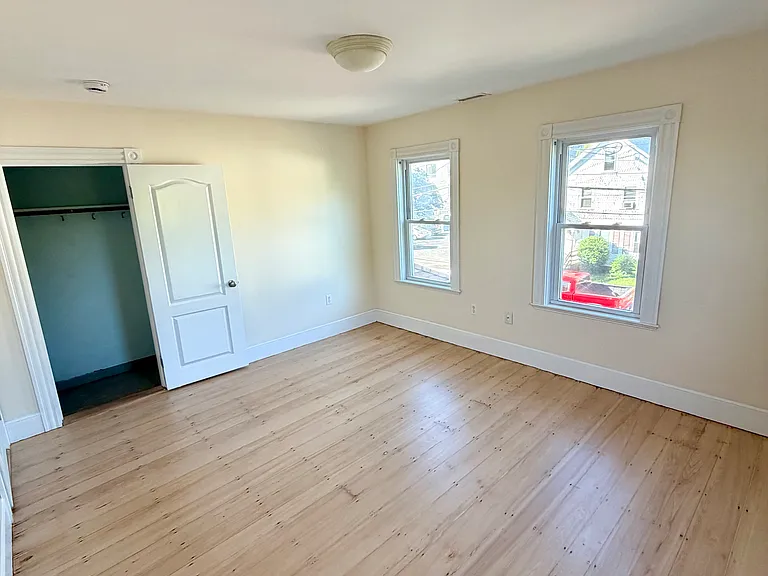 48 Newcomb St #48 — Photo 16