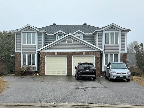 653 Tackaberry Dr, North Bay, ON P1B 8R1