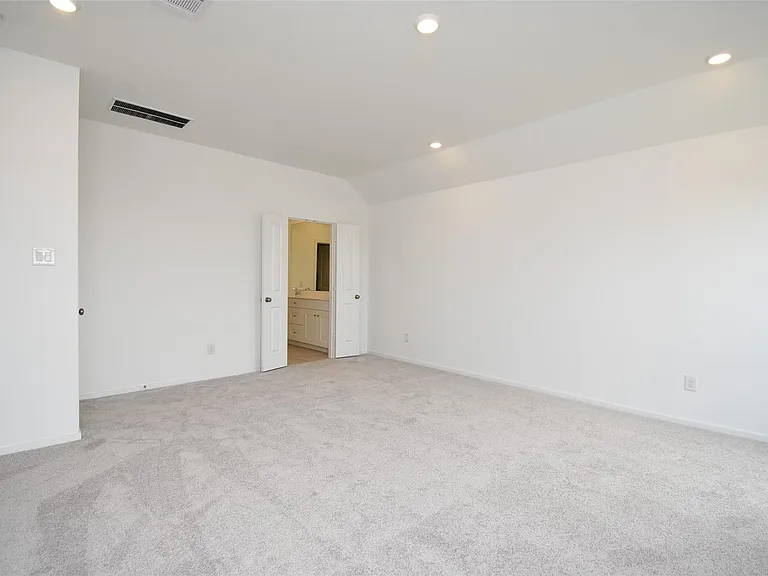 6303 Golden Seaton Dr — Photo 23