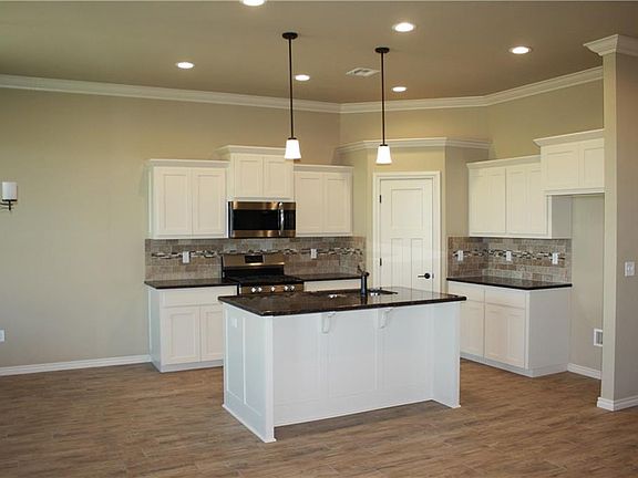 3rd image of 5101 SW 120th Ter
