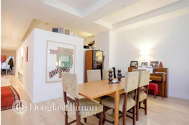 Rented by Douglas Elliman | media 19