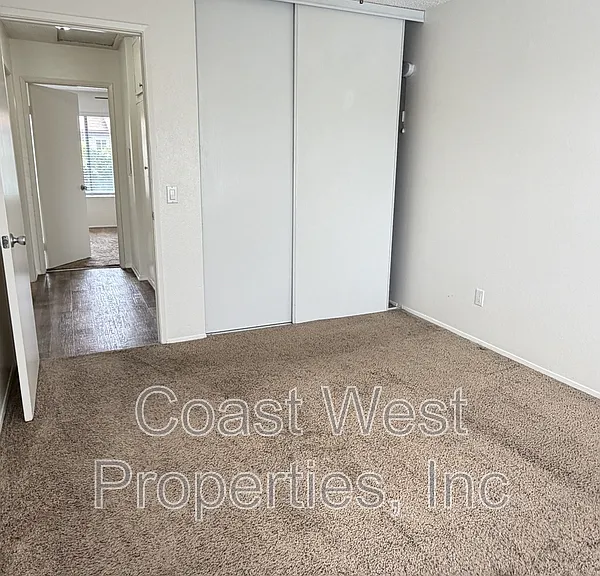 3539 Roosevelt St #E — Photo 7