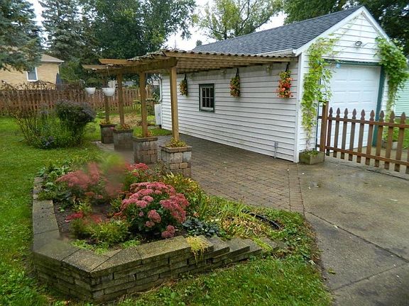 Exterior Back Yard - 1