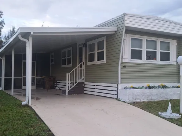 701 Aqui Esta Dr #107, Punta Gorda, FL 33950