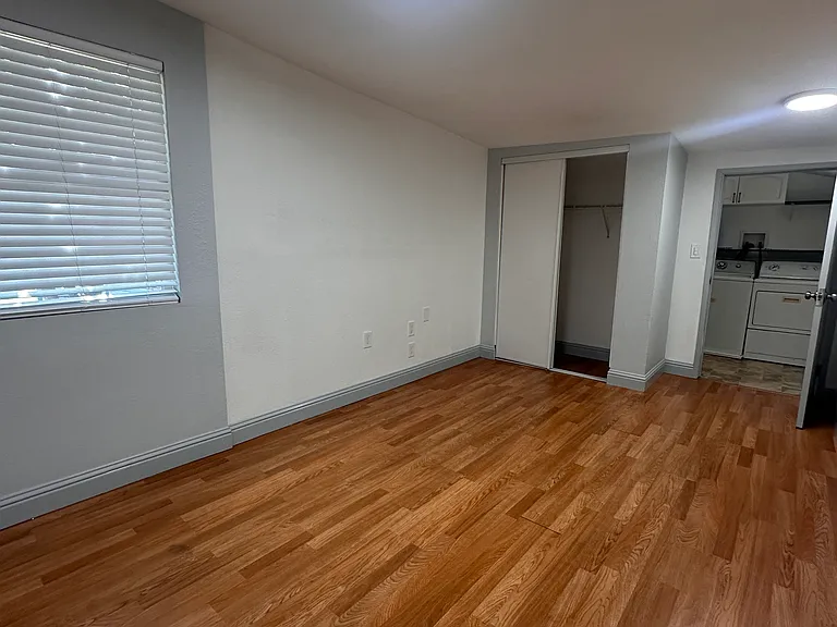 633 Springs Rd — Photo 3