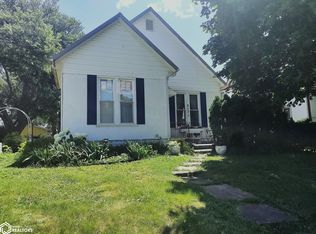 813 S Main St, Centerville, IA 52544