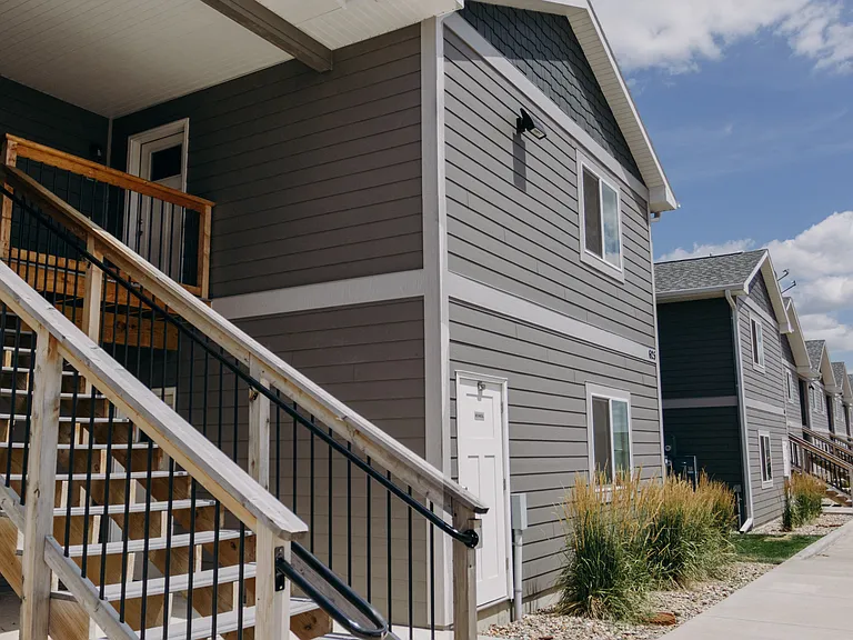 Edgewood Apartments — Photo 10