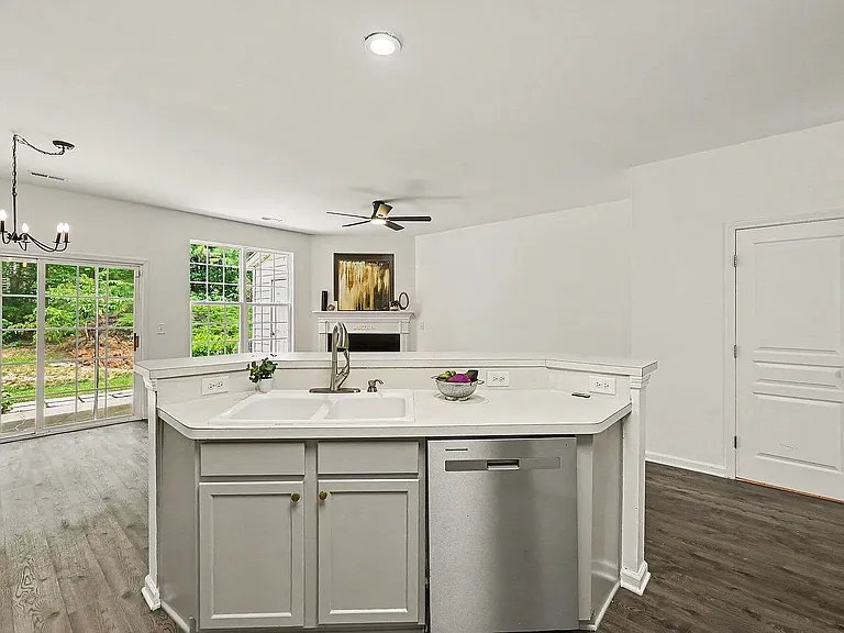 108 Colwick Ln — Photo 18