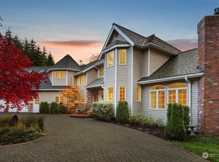 17629 SE 102nd St, Renton, WA 98059