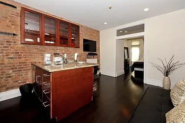 Rented by Eisenberg Exclusives