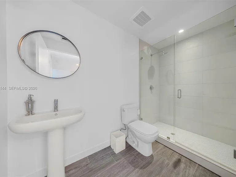 2900 NE 7th Ave #1806 — Photo 23