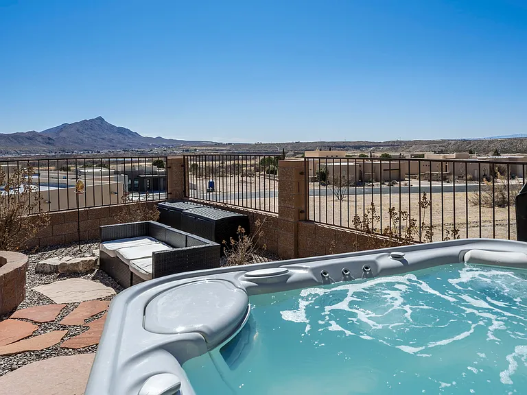 206 Tierra Verde Cir — Photo 35