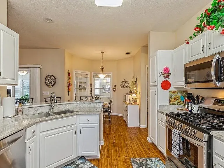 1475 Rawlins Ct — Photo 6