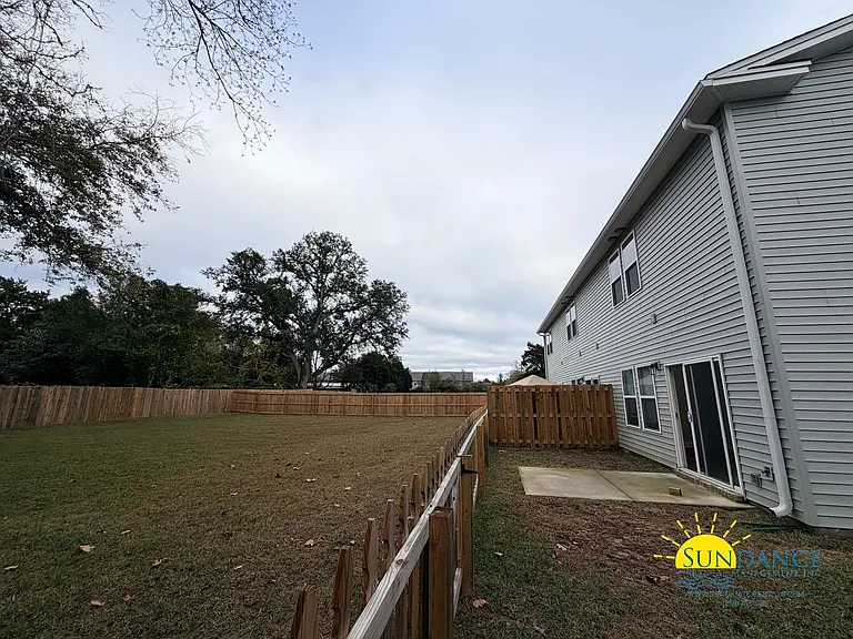699 Woodlawn Ave NW — Photo 19