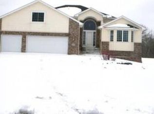 13522 Austin St NE, Ham Lake, MN 55304