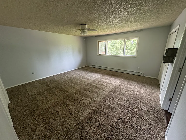 7820 Raymar Cir — Photo 14