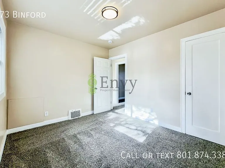 873 Binford St — Photo 11