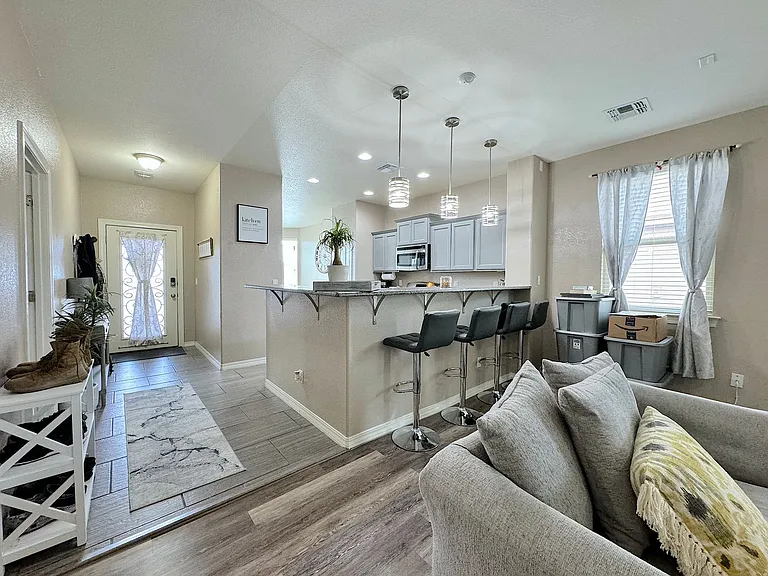 12160 Cherry Wood Ln — Photo 9