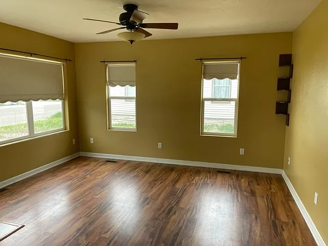 1137 Washington St — Photo 2
